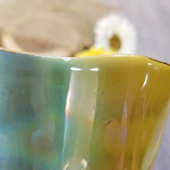 ๐HP๐Stunning Italian rainbow luster glaze vase๐ - Picture 14 of 16